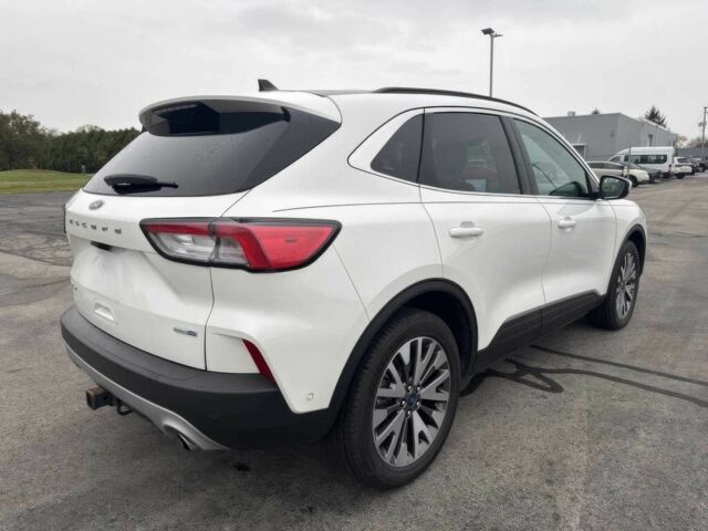 Белый Форд Эскейп, объемом двигателя 2 л и пробегом 40 тыс. км за 3250 $, фото 5 на Automoto.ua