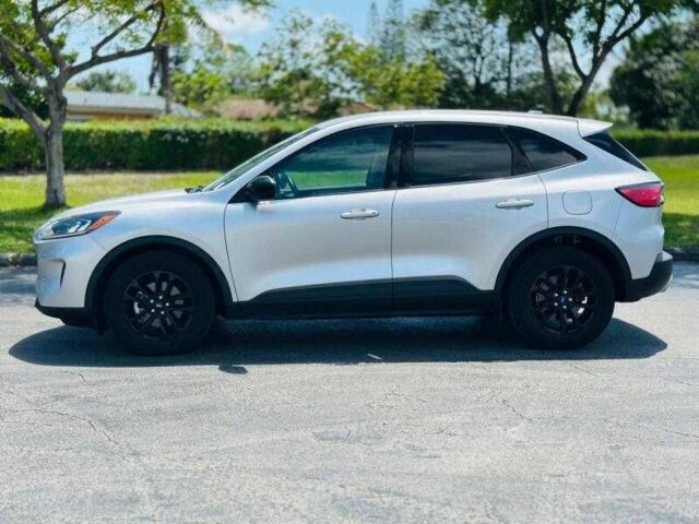 Белый Форд Эскейп, объемом двигателя 2.5 л и пробегом 89 тыс. км за 3700 $, фото 5 на Automoto.ua