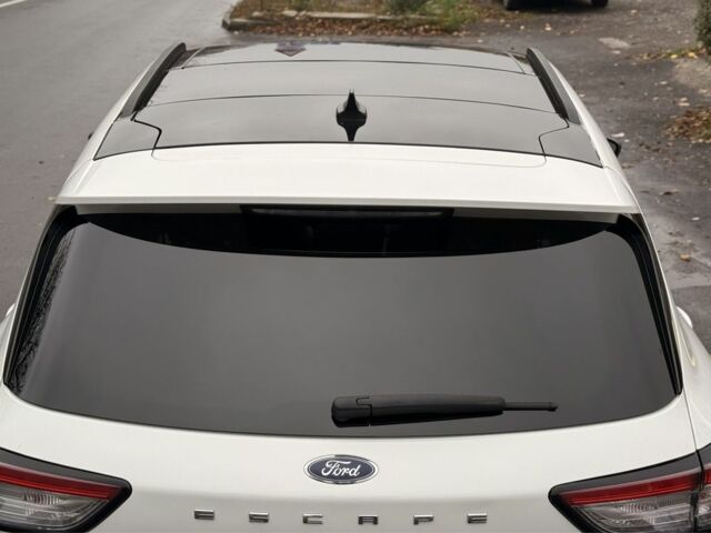 Белый Форд Эскейп, объемом двигателя 2.5 л и пробегом 72 тыс. км за 22400 $, фото 8 на Automoto.ua