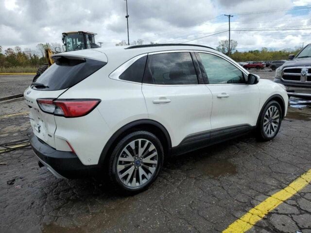 Білий Форд Ескейп, об'ємом двигуна 2.5 л та пробігом 70 тис. км за 4500 $, фото 2 на Automoto.ua