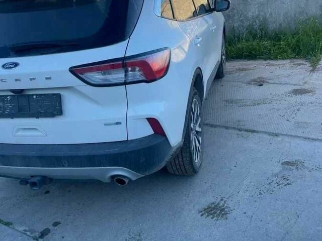 Білий Форд Ескейп, об'ємом двигуна 2 л та пробігом 79 тис. км за 19000 $, фото 2 на Automoto.ua