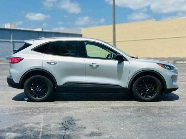 Белый Форд Эскейп, объемом двигателя 2.5 л и пробегом 89 тыс. км за 3700 $, фото 1 на Automoto.ua