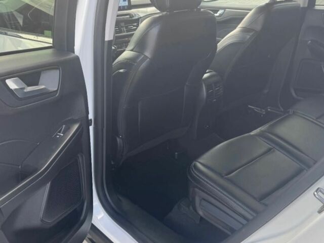 Белый Форд Эскейп, объемом двигателя 2 л и пробегом 81 тыс. км за 13000 $, фото 13 на Automoto.ua