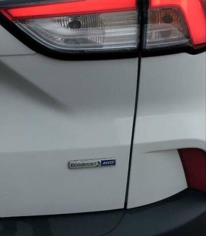 Белый Форд Эскейп, объемом двигателя 1.5 л и пробегом 149 тыс. км за 15000 $, фото 12 на Automoto.ua