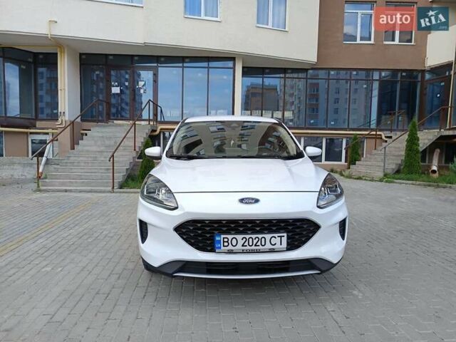 Белый Форд Эскейп, объемом двигателя 1.5 л и пробегом 130 тыс. км за 16500 $, фото 4 на Automoto.ua