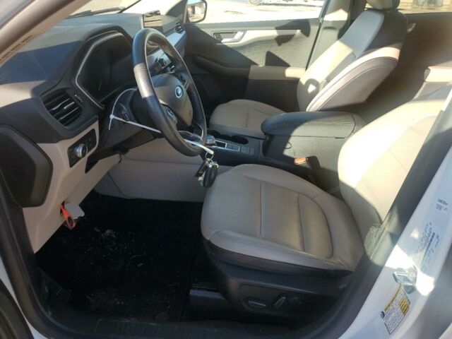 Белый Форд Эскейп, объемом двигателя 1.5 л и пробегом 80 тыс. км за 13500 $, фото 6 на Automoto.ua