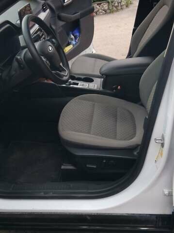 Белый Форд Эскейп, объемом двигателя 1.5 л и пробегом 149 тыс. км за 15000 $, фото 8 на Automoto.ua