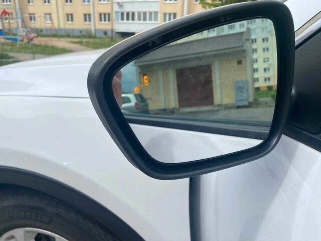 Белый Форд Эскейп, объемом двигателя 2.5 л и пробегом 74 тыс. км за 15600 $, фото 3 на Automoto.ua