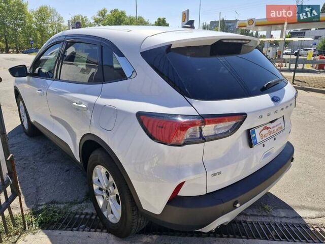 Білий Форд Ескейп, об'ємом двигуна 2.5 л та пробігом 14 тис. км за 23999 $, фото 5 на Automoto.ua