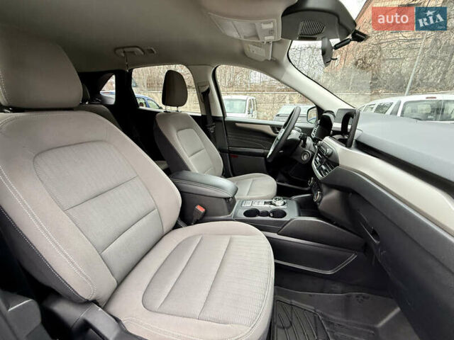 Білий Форд Ескейп, об'ємом двигуна 1.5 л та пробігом 149 тис. км за 14300 $, фото 29 на Automoto.ua