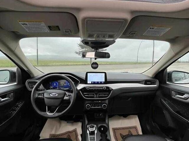 Белый Форд Эскейп, объемом двигателя 0 л и пробегом 45 тыс. км за 6800 $, фото 4 на Automoto.ua