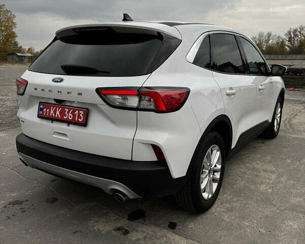 Белый Форд Эскейп, объемом двигателя 1.5 л и пробегом 153 тыс. км за 16300 $, фото 7 на Automoto.ua