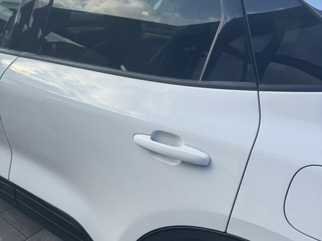 Белый Форд Эскейп, объемом двигателя 2.5 л и пробегом 60 тыс. км за 20800 $, фото 20 на Automoto.ua