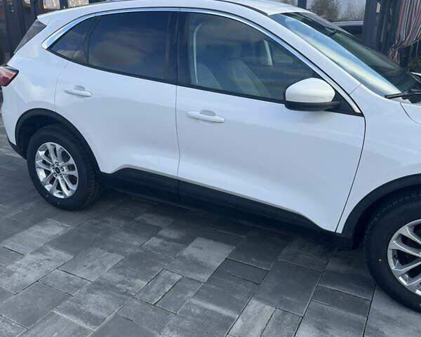 Белый Форд Эскейп, объемом двигателя 2.5 л и пробегом 60 тыс. км за 21000 $, фото 13 на Automoto.ua