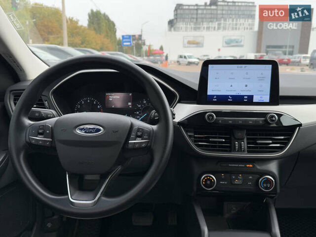 Форд Ескейп 2021 у Житомирі на Automoto.ua Білий Форд Ескейп, об'ємом двигуна 1.5 л та пробігом 34 тис. км за 19999 $, фото 14 на Automoto.ua