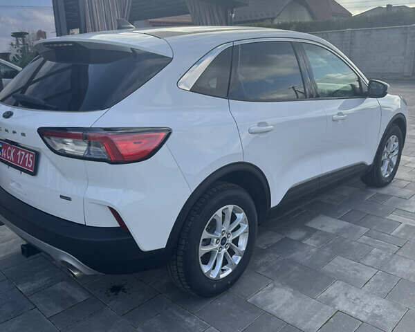 Белый Форд Эскейп, объемом двигателя 2.5 л и пробегом 60 тыс. км за 21000 $, фото 16 на Automoto.ua