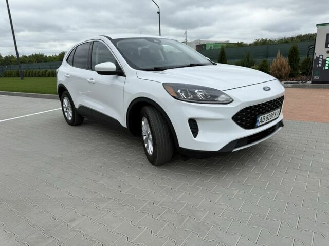 Форд Эскейп 2021 в Виннице на Automoto.ua Белый Форд Эскейп, объемом двигателя 2.5 л и пробегом 71 тыс. км за 18800 $, фото 2 на Automoto.ua