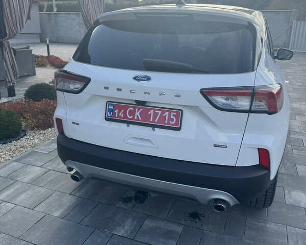 Белый Форд Эскейп, объемом двигателя 2.5 л и пробегом 60 тыс. км за 21000 $, фото 20 на Automoto.ua