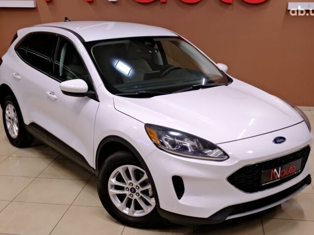 Белый Форд Эскейп, объемом двигателя 1.5 л и пробегом 127 тыс. км за 16900 $, фото 3 на Automoto.ua