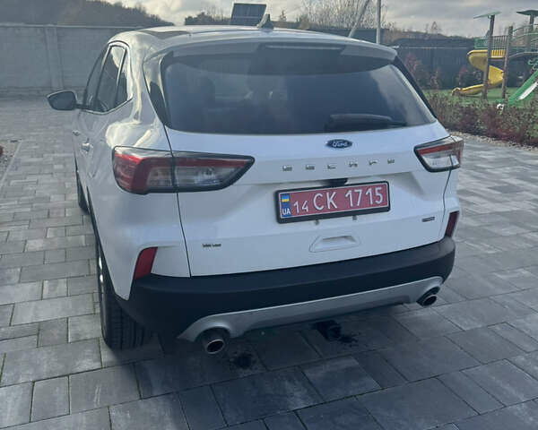 Белый Форд Эскейп, объемом двигателя 2.5 л и пробегом 60 тыс. км за 21000 $, фото 21 на Automoto.ua