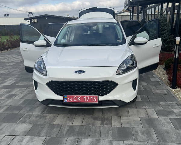 Белый Форд Эскейп, объемом двигателя 2.5 л и пробегом 60 тыс. км за 21000 $, фото 12 на Automoto.ua