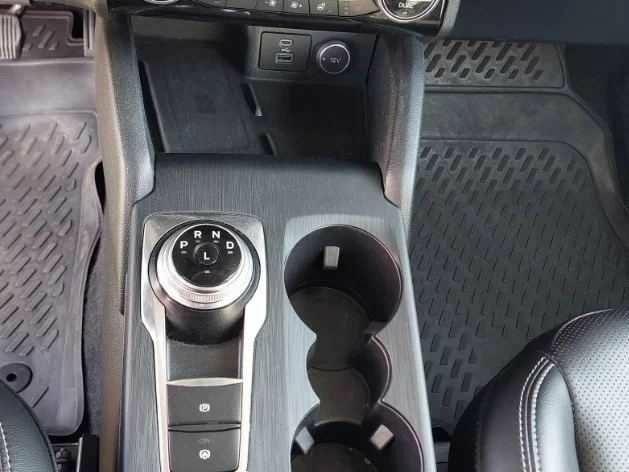 Белый Форд Эскейп, объемом двигателя 1.5 л и пробегом 53 тыс. км за 16500 $, фото 10 на Automoto.ua