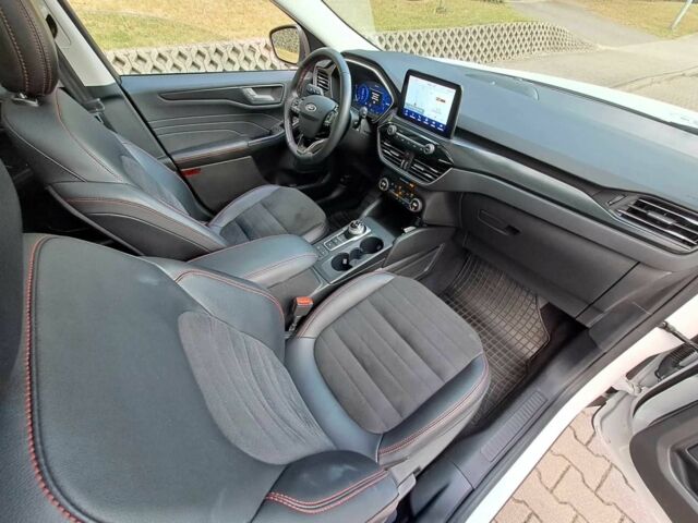 Білий Форд Ескейп, об'ємом двигуна 2 л та пробігом 23 тис. км за 12500 $, фото 8 на Automoto.ua