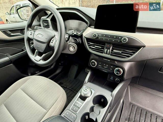 Білий Форд Ескейп, об'ємом двигуна 1.5 л та пробігом 149 тис. км за 14300 $, фото 26 на Automoto.ua