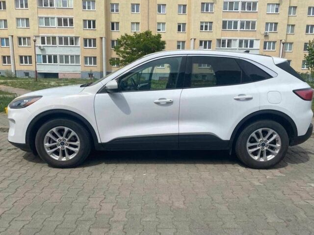 Белый Форд Эскейп, объемом двигателя 2.5 л и пробегом 74 тыс. км за 15600 $, фото 2 на Automoto.ua