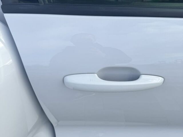 Белый Форд Эскейп, объемом двигателя 2.5 л и пробегом 60 тыс. км за 20800 $, фото 14 на Automoto.ua