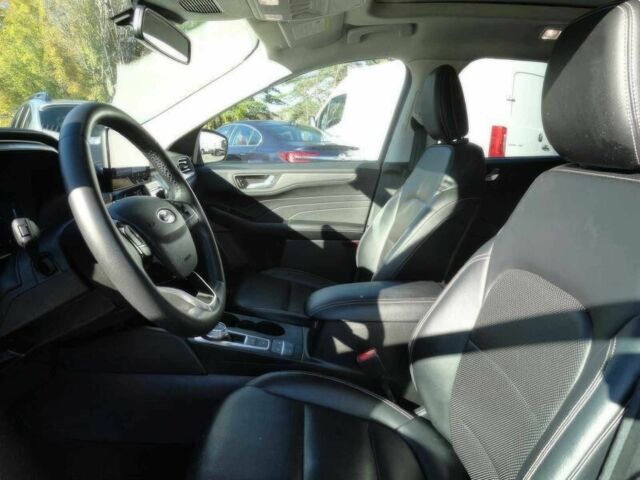 Белый Форд Эскейп, объемом двигателя 2 л и пробегом 12 тыс. км за 10300 $, фото 8 на Automoto.ua