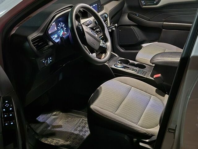 Білий Форд Ескейп, об'ємом двигуна 1.5 л та пробігом 82 тис. км за 15399 $, фото 4 на Automoto.ua