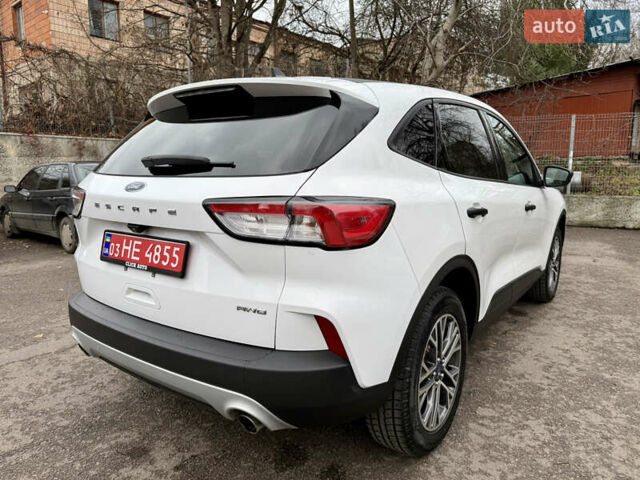 Білий Форд Ескейп, об'ємом двигуна 1.5 л та пробігом 149 тис. км за 14300 $, фото 13 на Automoto.ua