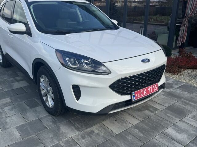 Белый Форд Эскейп, объемом двигателя 2.5 л и пробегом 60 тыс. км за 20800 $, фото 1 на Automoto.ua