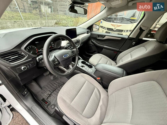Білий Форд Ескейп, об'ємом двигуна 1.5 л та пробігом 149 тис. км за 14300 $, фото 21 на Automoto.ua