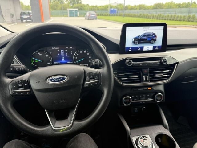 Форд Эскейп 2021 в Виннице на Automoto.ua Белый Форд Эскейп, объемом двигателя 2.5 л и пробегом 71 тыс. км за 18800 $, фото 14 на Automoto.ua