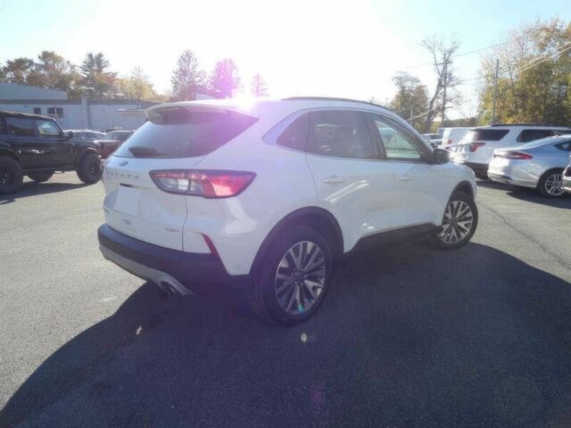 Белый Форд Эскейп, объемом двигателя 2 л и пробегом 12 тыс. км за 10300 $, фото 5 на Automoto.ua