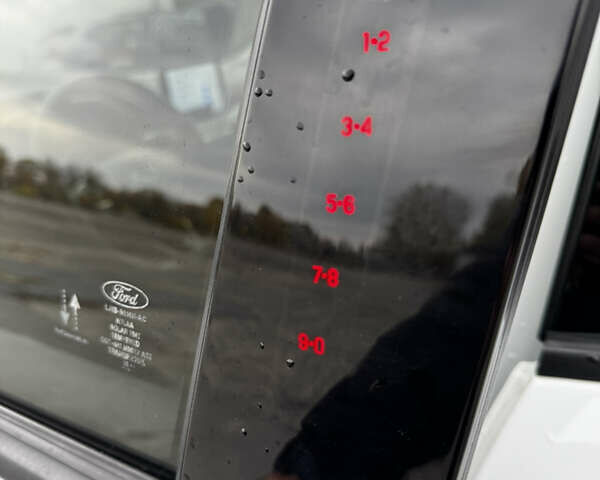 Белый Форд Эскейп, объемом двигателя 1.5 л и пробегом 153 тыс. км за 16300 $, фото 16 на Automoto.ua