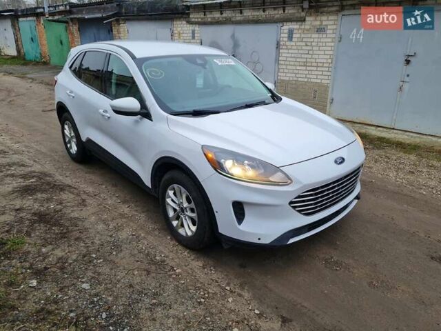 Белый Форд Эскейп, объемом двигателя 2.5 л и пробегом 131 тыс. км за 19900 $, фото 3 на Automoto.ua