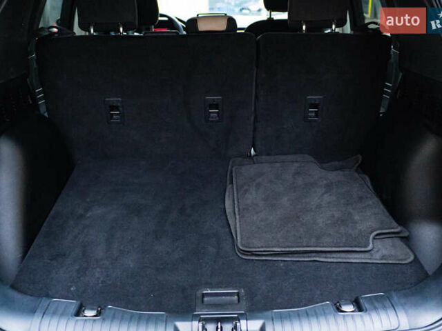 Белый Форд Эскейп, объемом двигателя 2.5 л и пробегом 130 тыс. км за 19700 $, фото 13 на Automoto.ua