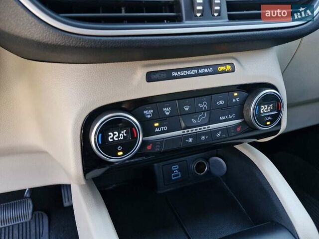 Білий Форд Ескейп, об'ємом двигуна 2.5 л та пробігом 14 тис. км за 23999 $, фото 28 на Automoto.ua