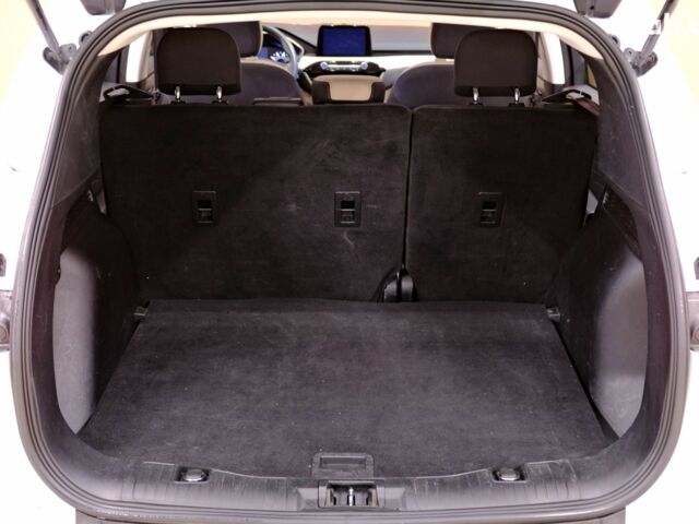 Белый Форд Эскейп, объемом двигателя 1.5 л и пробегом 127 тыс. км за 16900 $, фото 8 на Automoto.ua