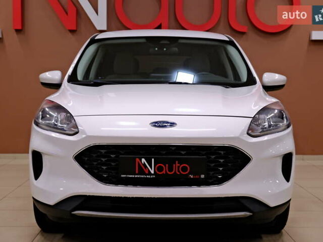 Белый Форд Эскейп, объемом двигателя 1.5 л и пробегом 127 тыс. км за 16900 $, фото 1 на Automoto.ua