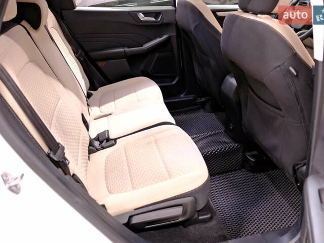 Белый Форд Эскейп, объемом двигателя 1.5 л и пробегом 127 тыс. км за 16900 $, фото 37 на Automoto.ua