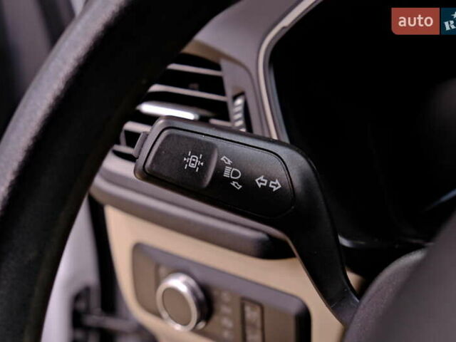 Белый Форд Эскейп, объемом двигателя 1.5 л и пробегом 127 тыс. км за 16900 $, фото 25 на Automoto.ua