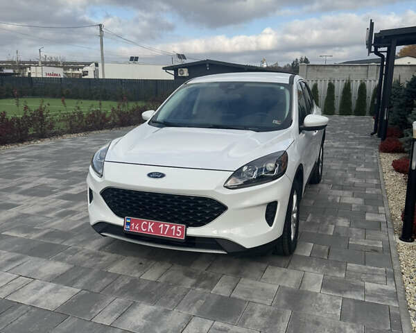 Белый Форд Эскейп, объемом двигателя 2.5 л и пробегом 60 тыс. км за 21000 $, фото 4 на Automoto.ua