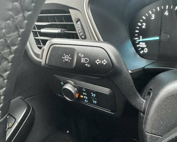 Белый Форд Эскейп, объемом двигателя 1.5 л и пробегом 153 тыс. км за 16300 $, фото 31 на Automoto.ua