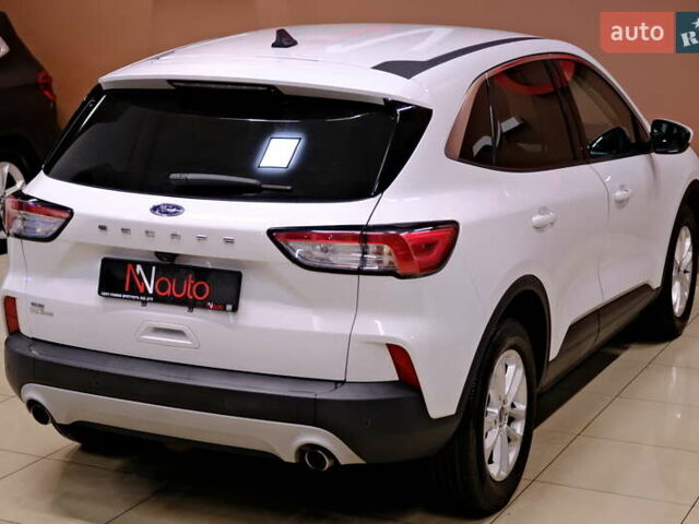 Белый Форд Эскейп, объемом двигателя 1.5 л и пробегом 127 тыс. км за 16900 $, фото 13 на Automoto.ua