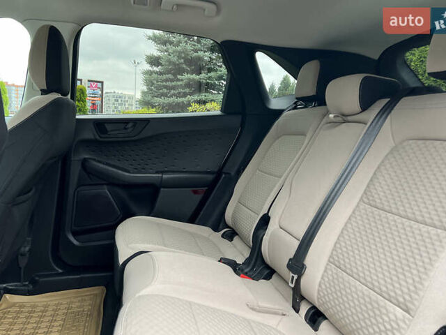 Білий Форд Ескейп, об'ємом двигуна 2.49 л та пробігом 88 тис. км за 24300 $, фото 19 на Automoto.ua