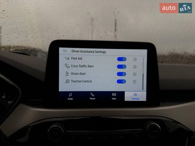 Форд Эскейп 2022 в Умани на Automoto.ua Белый Форд Эскейп, объемом двигателя 2 л и пробегом 100 тыс. км за 18000 $, фото 14 на Automoto.ua